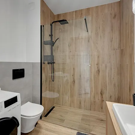 Chylonska By Grand Apartment